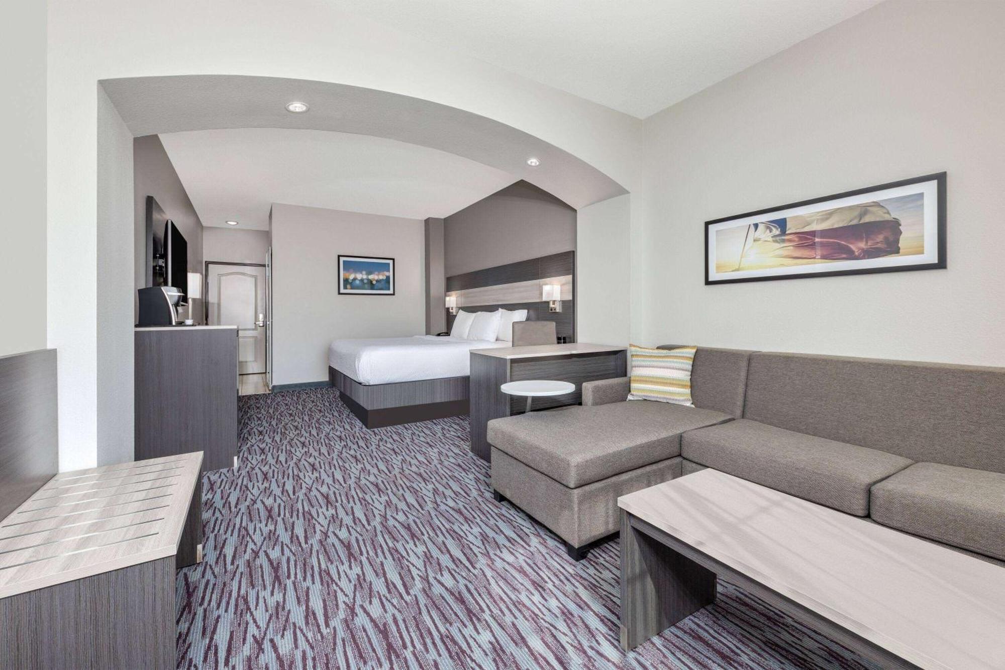 La Quinta By Wyndham Allen At The Village Exteriér fotografie